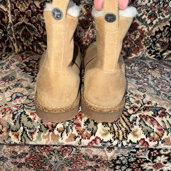 Birkenstock Melrose Genuine Shearling Tan Suede Boots - Picture 4 of 5